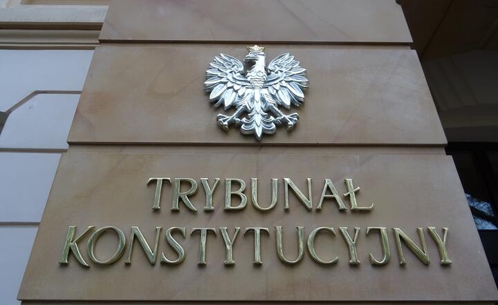 Trybunał Konstytucyjny we wtorek ma zająć się procedurą sejmową pociągnięcia prezesa NBP przed Trybunał Stanu / autor: Fratria / MK