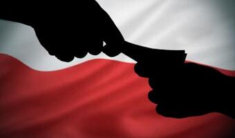 BEZBRONNA POLSKA: komu się opłaca wciskanie złomu Siłom Zbrojnym RP?
