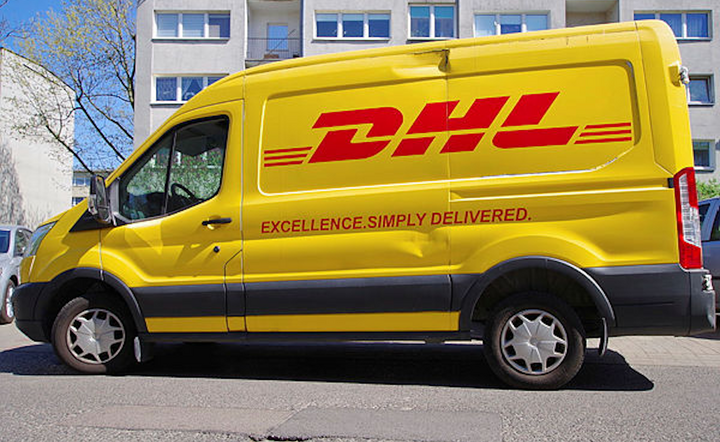 DHL / autor: Fratria