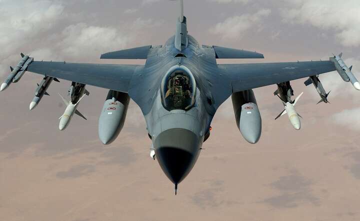 Myśliwiec Lockheed Martin F-16. ZDJECIE ILUSTRACYJNE / autor: Pixabay