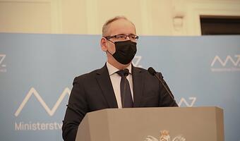 Rząd reaguje na omikron. Zmiany w obostrzeniach