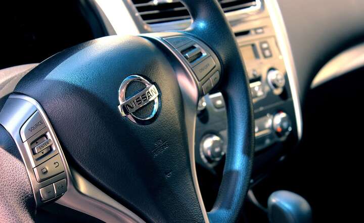 Koncern Nissan planuje ogromne zwolnienia / autor: Pixabay