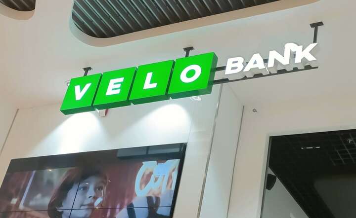Ostatni warunek spełniony. Ten bank zmienia właściciela