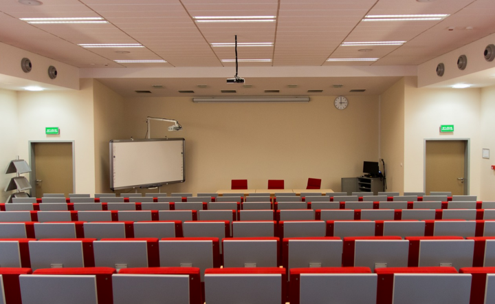 Sala wykładowa - zdjęcie ilustracyjne. / autor: Pixabay