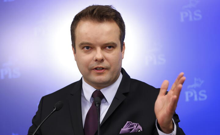 Rzecznik PiS Rafał Bochenek / autor: pap