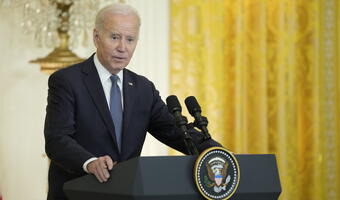 Biden: Mogę spotkać się z Putinem, ale jeśli zakończy wojnę