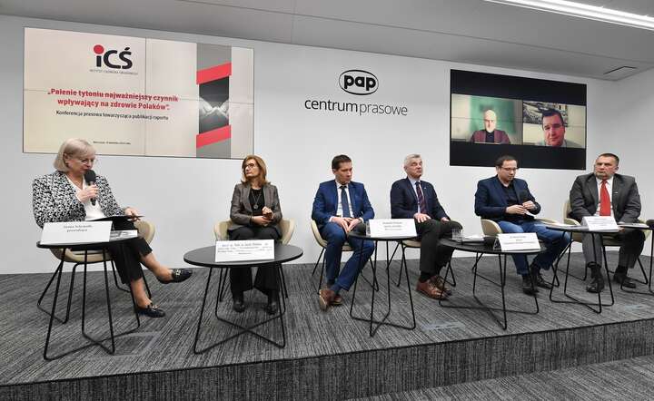 Prezentacja raportu „Palenie tytoniu najważniejszy czynnik wpływający na zdrowie Polaków” / autor:  PAP/S. Leszczyński 