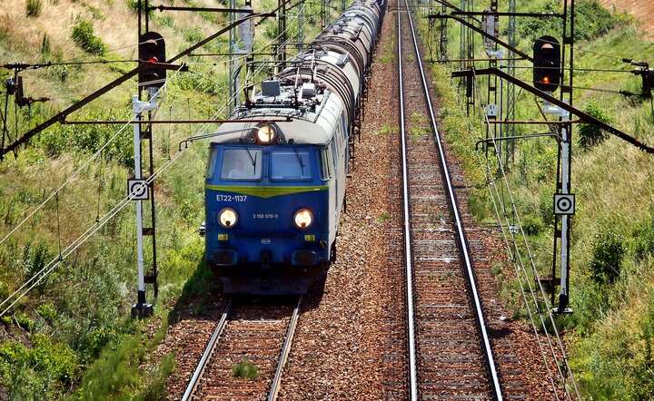 Polska miała być potęgą. "PKP Cargo spada o 27,5 proc.'"
