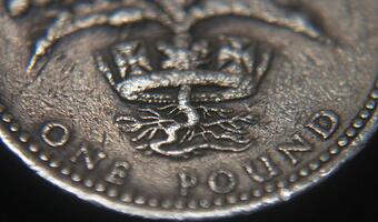 EUR/USD dąży do poziomu 1,3500, rynki wschodzące nadal walczą