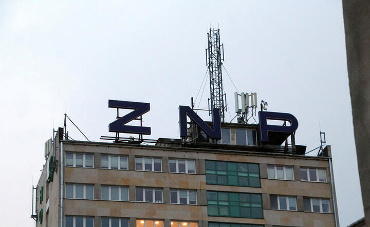 Broniarz: Program nauczania przeładowany i nienowoczesny
