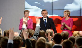 DUDA: 34.8 KOMOROWSKI - 32.2 KUKIZ - 20.3