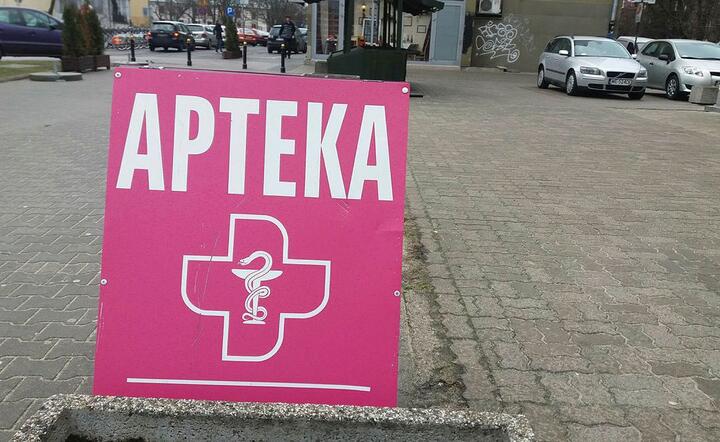 Apteka / autor: Fratria
