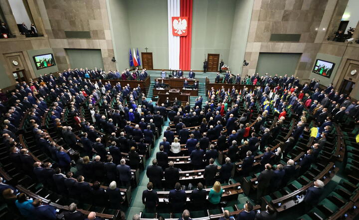 Sejm / autor: PAP/Leszek Szymański