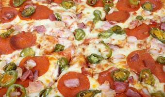 Włosi bronią pizzy przed... piecem!