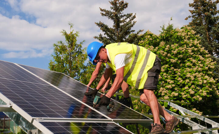 Zbuduj farmę PV i handluj prądem z Energą / autor: fot. Energa