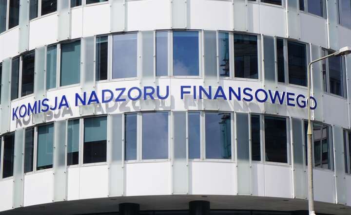 KNF: ostrożnie z tym parabankiem