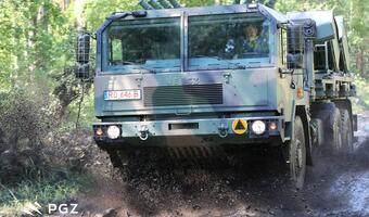 Polskie super-podwozia dla artylerii rakietowej!