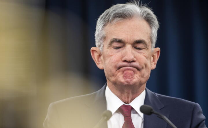 Prezes Jerome H. Powell na konferencji prasowej po posiedzeniu Fed / autor: fot. PAP/EPA/JIM LO SCALZO