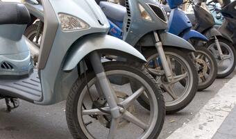 Prawo jazdy kat. B pozwoli na jazdę motocyklem. Sejm przyjął zmiany w prawie