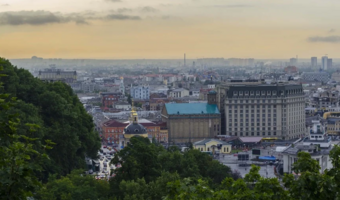 Brytyjski MSZ: Rosja chce zainstalować w Kijowie prorosyjski rząd