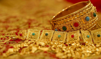 Luksus po polsku, czyli auto za ponad 200 tys. zł i torebka za prawie 2 tys. zł
