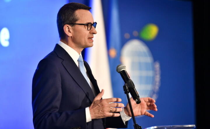 Premier Mateusz Morawiecki podczas wystąpienia w trakcie XXXI Forum Ekonomicznego w Karpaczu, 7 bm.  / autor: PAP/Maciej Kulczyński