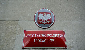 MRiRW chce wakacji kredytowych dla kredytów rolniczych