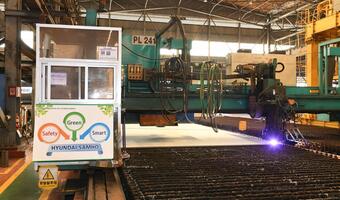 Cięcie stali pod trzeci gazowiec we flocie PGNiG