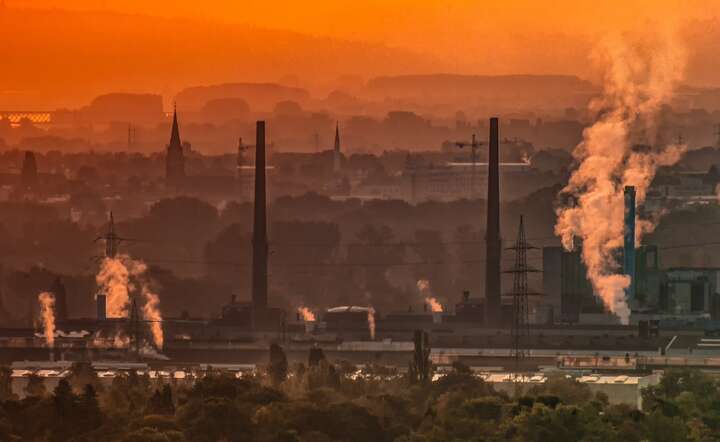 Groźne pyły zawieszone – atmosfera wciąż niebezpieczna