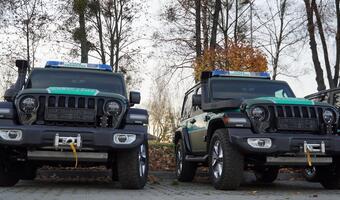 Jeep Wrangler Sahara na patrolu