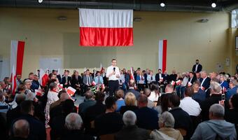 Premier: wsparcie ze strony państwa potrzebne bardziej niż kiedykolwiek