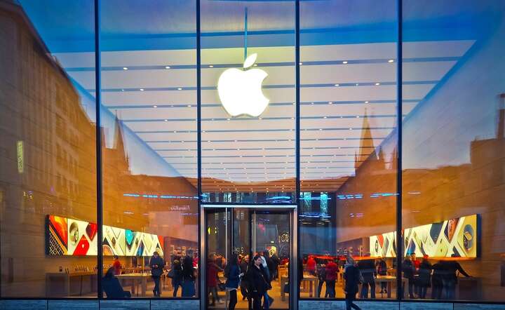 Apple sygnalizuje jednocześnie dobre wyniki sprzedaży, buy-back i wypłatę dywidendy / autor: Pixabay