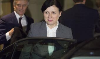 To Jourova blokuje środki dla Polski? Von der Leyen bezsilna