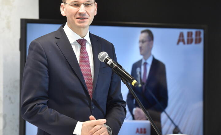  Wicepremier, minister rozwoju i finansów Mateusz Morawiecki podczas otwarcia jednego z sześciu międzynarodowych Globalnych Centrów Usług Wspólnych firmy ABB,  w Krakowie, fot. PAP/Jacek Bednarczyk