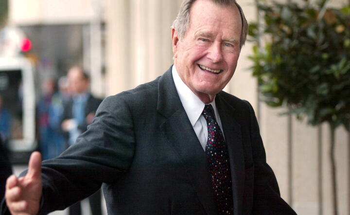 Geroge H.W.Bush / autor: PAP/EPA/KIMMO MÄNTYLÄ
