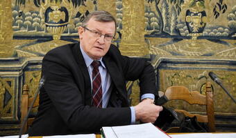Lewica za obowiązkiem szczepień. Cymański: Nie zmuszać niepewnych