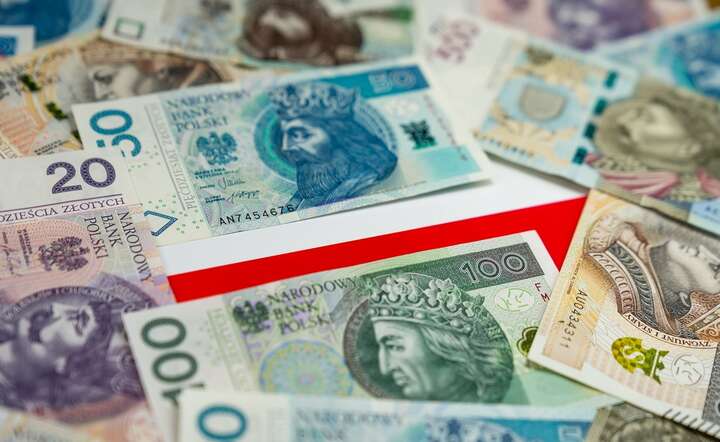 Dalej „negatywna perspektywa”. Wszystko przez dług