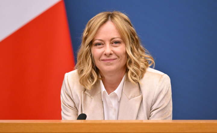 Premier Włoch Giorgia Meloni na konferencji prasowej / autor: PAP/EPA/ALESSANDRO DI MEO 