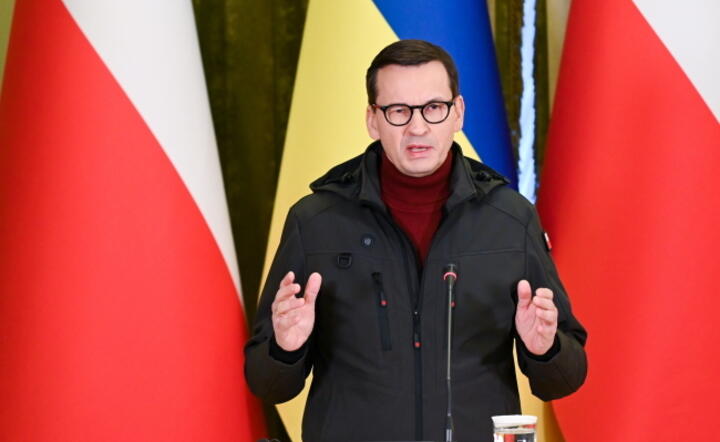 Premier RP Mateusz Morawiecki podczas konferencji prasowej w Kijowie, 24 lutego / autor: PAP/Viacheslav Ratynskyi
