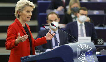 Nakazy Von der Leyen: Zlikwidować Izbę, przywrócić sędziów!