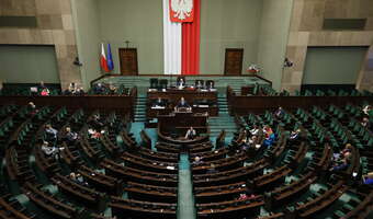 PiS pyta koalicję o kluczowe sprawy dla Polaków