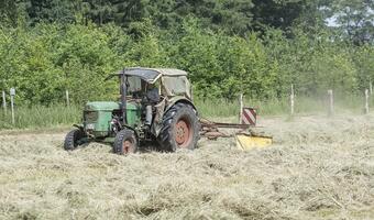 Wchodzi ustawa oddłużającą gospodarstwa rolne