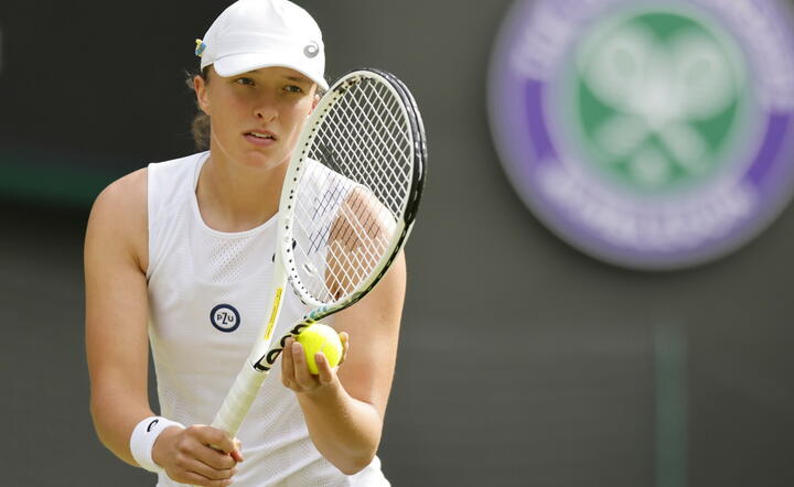 Iga Świątek na Wimbledonie / autor: fotoserwis PAP