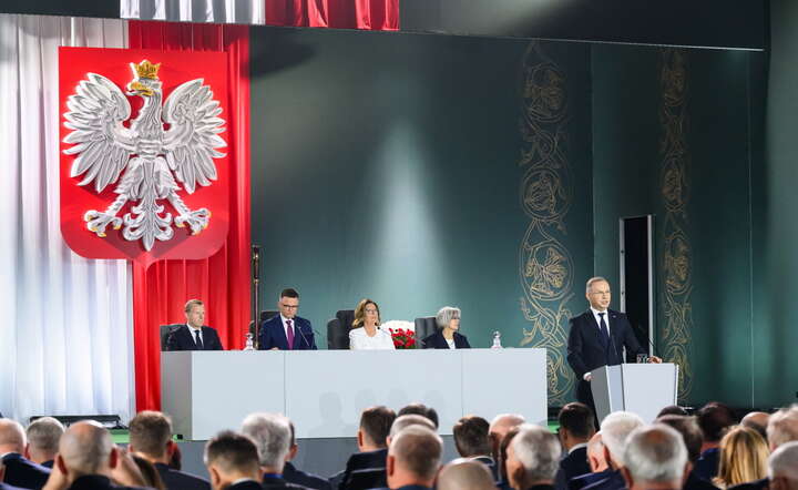  Prezydent RP Andrzej Duda przemawia podczas uroczystego Zgromadzenia Posłów i Senatorów z okazji 1000. rocznicy koronacji Bolesława Chrobrego / autor: PAP/Jakub Kaczmarczyk