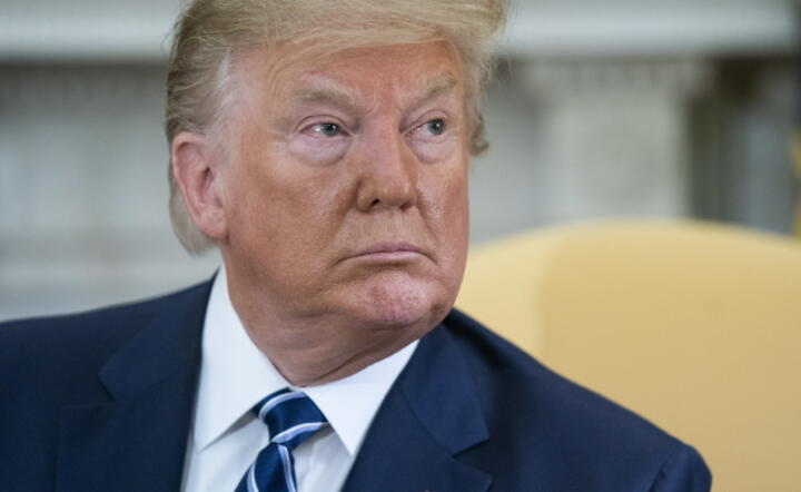 Prezydent USA Donald Trump: atak na Iran jest nieuchronny, o ile Iran nie siądzie do rozmów / autor: PAP/EPA/Jim Lo Scalzo