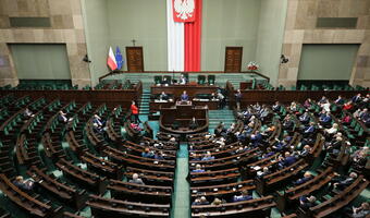 Sejm odrzucił projekt ustawy o testach pracowników na covid