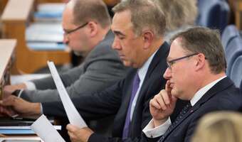 Senatorowie KO zawłaszczają komisję? A ZBP narzeka