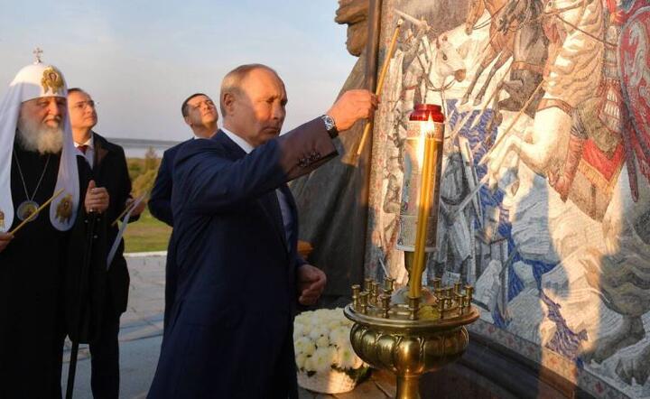 Patriarcha Cyryl i Władimir Putin / autor: PAP/EPA/ALEXEI DRUZHININ/SPUTNIK/KREMLIN POOL 