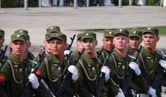 Rosja oskrzydla NATO od południa