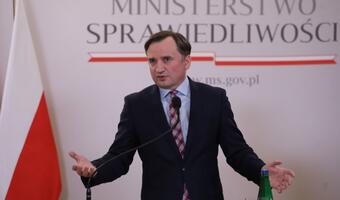 Ziobro rusza na Facebooka i społeczności! Chce chronić wolność słowa